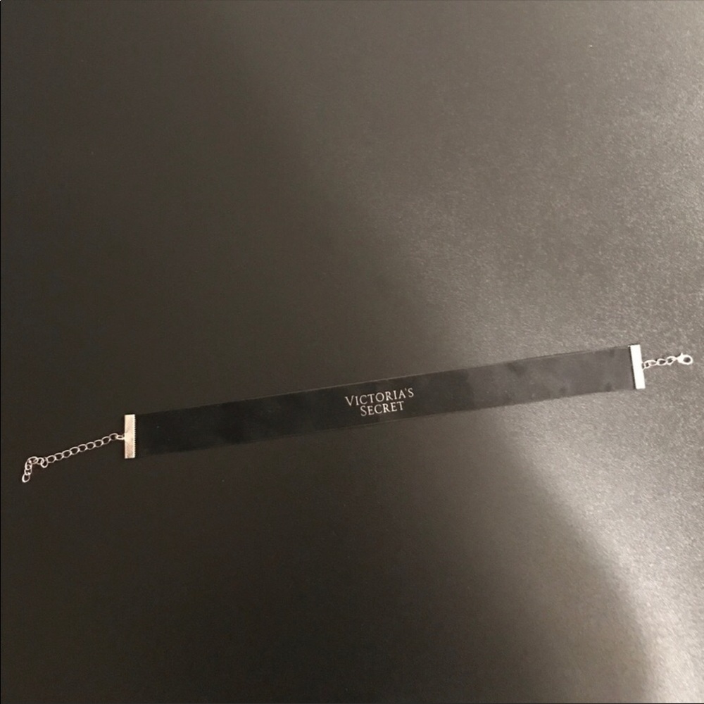 Victoria’s Secret Choker Necklace